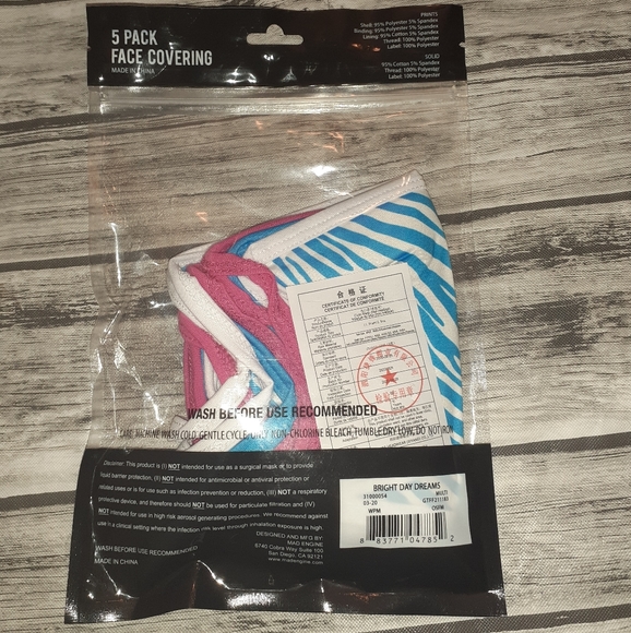 New Sealed 5 Pack Adult Face Masks - Picture 3 of 3